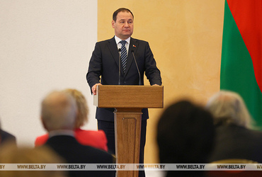 Головченко вручил госнаграды представителям различных сфер