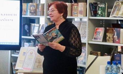 Людмила Кебич представила новую книгу из серии «Звёзды Гродненского спорта»