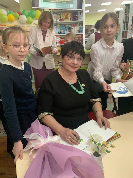 «Тропинками добра». В Гродно выступила гостья из Минска, член СПБ, поэтесса, прозаик Тамара Ковальчук